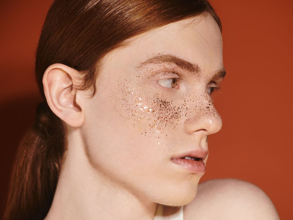 Can Makeup Actually Break You Out? We Asked a Cosmetic Doctor and a Cosmetic Chemist